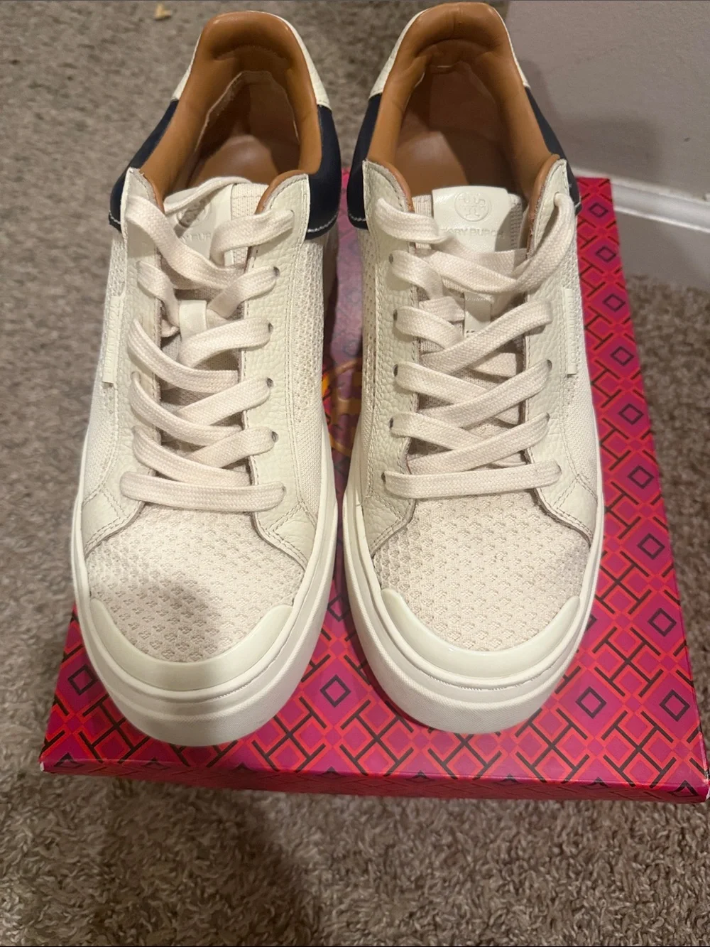 Tory Burch tory burch